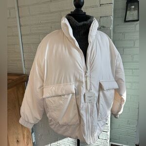 Fabletics All Weather Jacket Large w/ Adjustable Cord Inside By The Waist